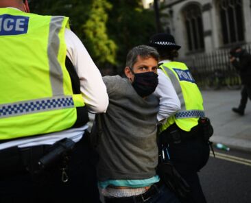 extinction-rebellion-hold-climate-change-protests-1