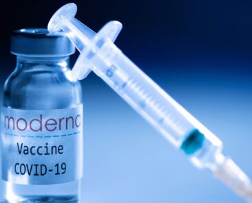 rsz_moderna_vaccine