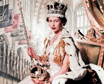 queen-elizabeth-ii-gettyimages-904669426