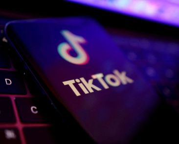 FILE PHOTO: TikTok app logo is seen in this illustration taken, August 22, 2022. REUTERS/Dado Ruvic/Illustration/File Photo