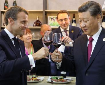 191106105508-01-xi-jinping-emmanuel-macron_1250x850