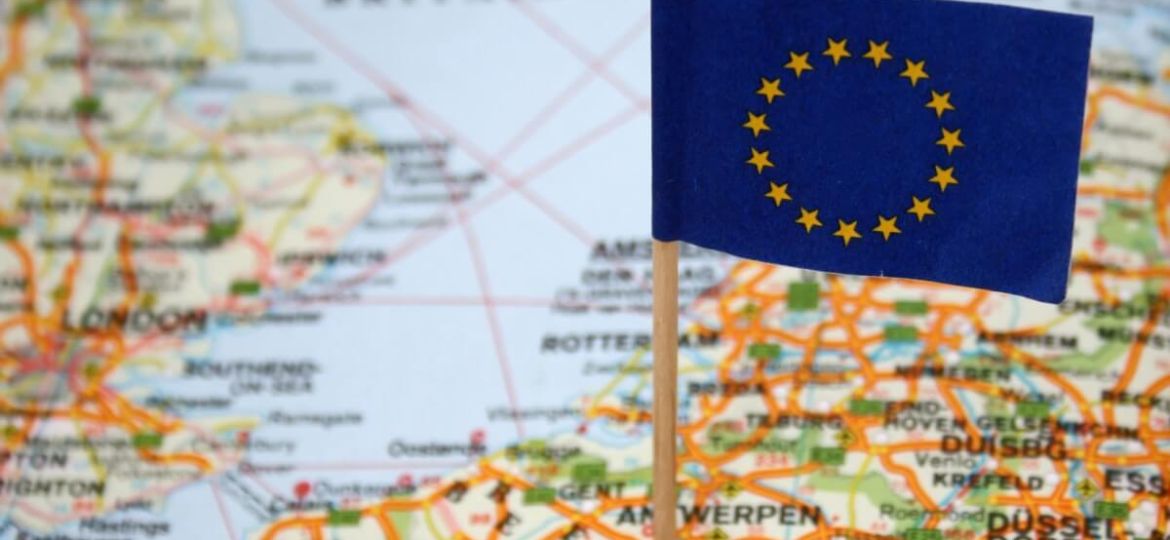 European-Union-flag-on-Europe-map