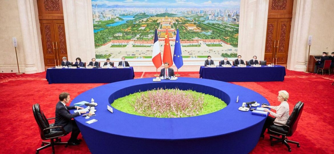 trilateral-meeting-552fe1ac_1290x802