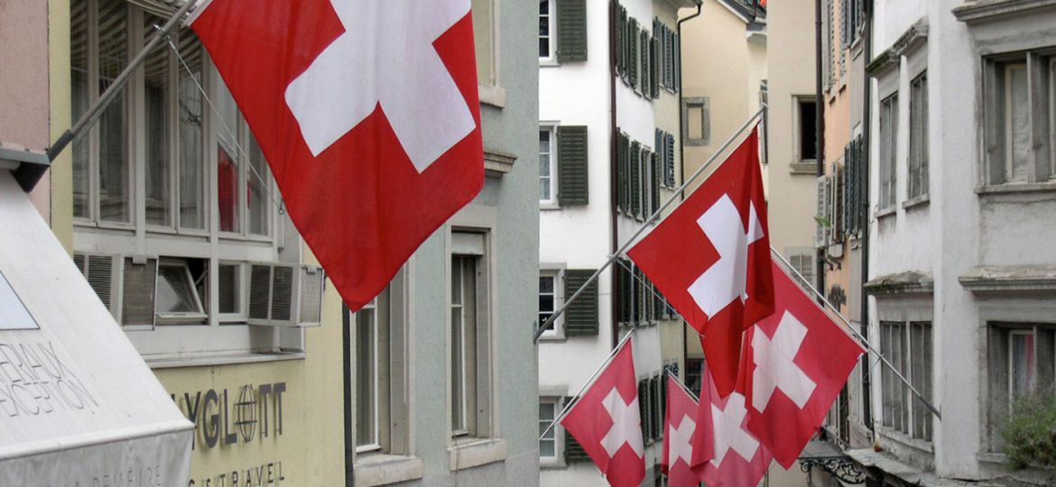 Swiss_Flags_Zurich
