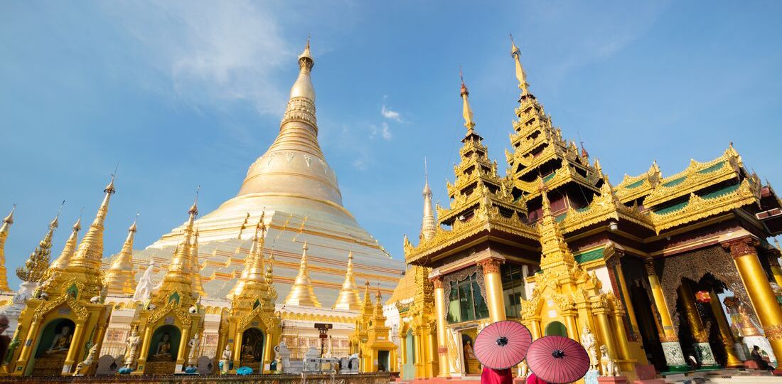 Intrepid_Travel-myanmar_yangon_shwedagon-pagoda-monks_ss-547491361