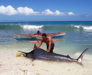 Local-fisherman-with-catch-of-the-day-1024x744