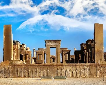 persepolis-capital-city-persia-ezgif.com-webp-to-jpg-converter