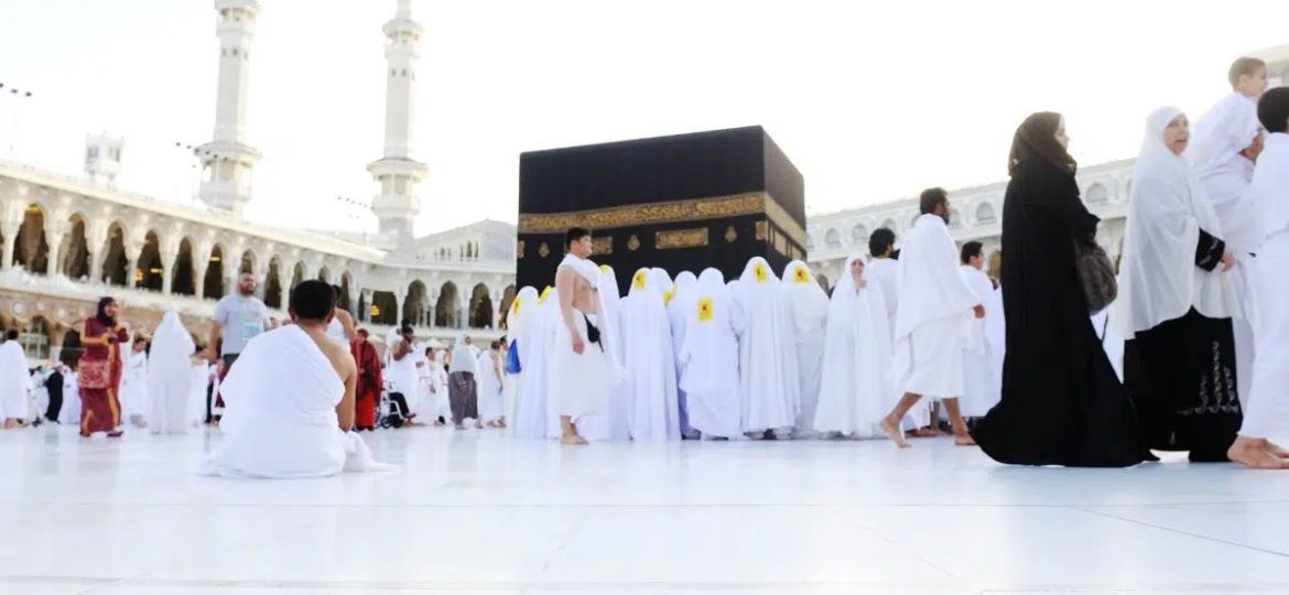 Hajj-from-Muslims-ezgif.com-webp-to-jpg-converter