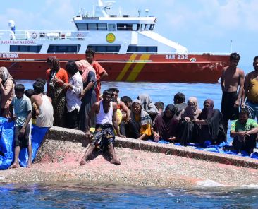 vt3gmb8_rohingya-afp_625x300_21_March_24